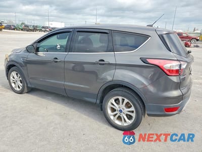 Drugie zdjęcie samochodu z przodu: 2017 FORD ESCAPE SE VIN:1FMCU0GD1HUC78268 - miniatura