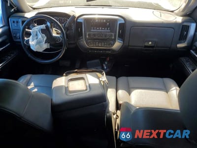 Zdjęcie 8 z 13 samochodu: 2018 CHEVROLET SILVERADO C1500 LT VIN:3GCPCREC8JG231318 - miniatura