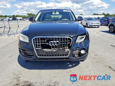 Piąte zdjęcie samochodu w środku: 2016 AUDI Q5 PREMIUM VIN:WA1C2AFP1GA141806 - miniatura