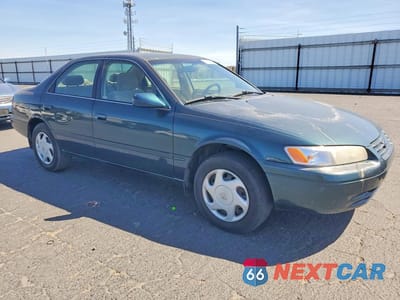 Czwarte zdjęcie samochodu z boku: 1998 TOYOTA CAMRY LE V6 VIN:JT2BF22K7W0091383 - miniatura