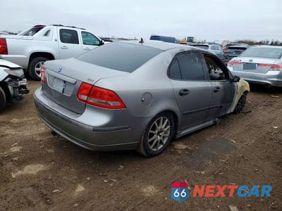 Trzecie zdjęcie samochodu z tyłu: 2004 SAAB 9-3 ARC VIN:YS3FD45YX41016459 - miniatura