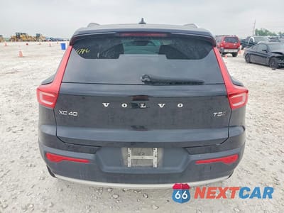 Zdjęcie 6 z 13 samochodu: 2022 VOLVO XC40 T5 MOMENTUM VIN:YV4162UK3N2744176 - miniatura