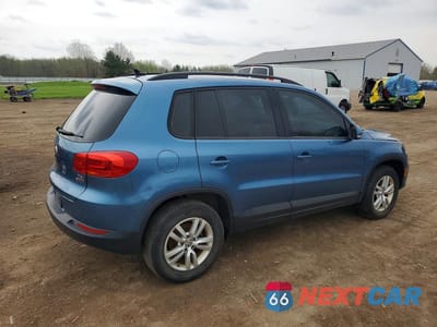 Trzecie zdjęcie samochodu z tyłu: 2017 VOLKSWAGEN TIGUAN S VIN:WVGBV7AX9HW503108 - miniatura