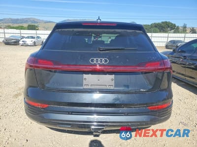 Zdjęcie 6 z 14 samochodu: 2024 AUDI Q8 E-TRON PREMIUM PLUS VIN:WA15AAGE7RB024639 - miniatura
