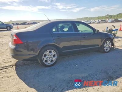 Trzecie zdjęcie samochodu z tyłu: 2011 FORD FUSION SE VIN:3FAHP0HA8BR320574 - miniatura