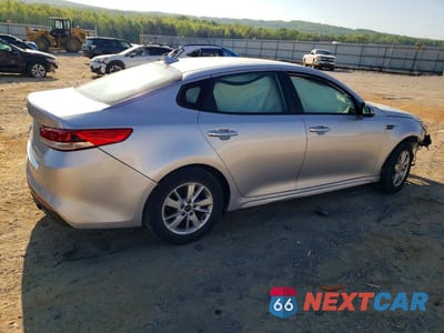 Trzecie zdjęcie samochodu z tyłu: 2018 KIA OPTIMA LX VIN:5XXGT4L30JG232617 - miniatura