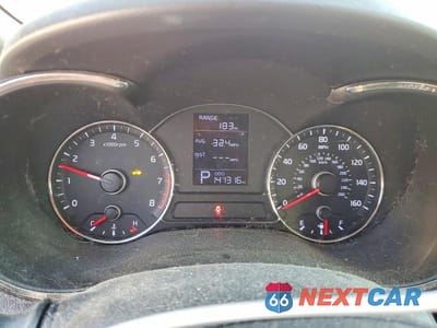 Zdjęcie 9 z 12 samochodu: 2015 KIA FORTE LX VIN:KNAFX4A66F5288499 - miniatura