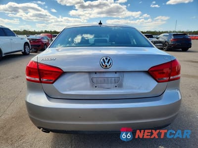 Zdjęcie 6 z 12 samochodu: 2013 VOLKSWAGEN PASSAT SE VIN:1VWBP7A35DC077437 - miniatura