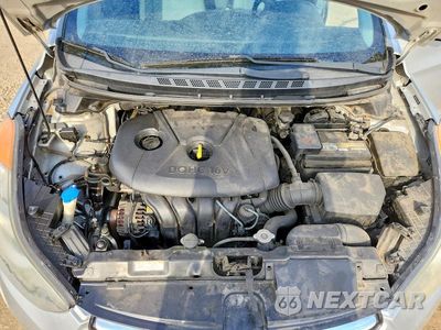 Zdjęcie 11 z 12 samochodu: 2012 HYUNDAI ELANTRA GLS VIN:5NPDH4AE5CH067504 - miniatura