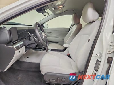 Zdjęcie 7 z 13 samochodu: 2025 HYUNDAI KONA SEL VIN:KM8HBCAB0SU308713 - miniatura