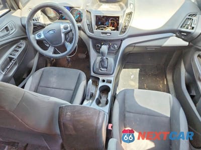 Zdjęcie 8 z 12 samochodu: 2013 FORD ESCAPE S VIN:1FMCU0F75DUB59113 - miniatura