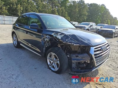 Czwarte zdjęcie samochodu z boku: 2018 AUDI Q5 PREMIUM VIN:WA1ANAFY5J2144992 - miniatura