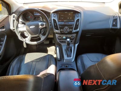 Zdjęcie 8 z 12 samochodu: 2012 FORD FOCUS TITANIUM VIN:1FAHP3J23CL271918 - miniatura