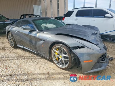 Czwarte zdjęcie samochodu z boku: 2016 FERRARI F12 BERLINETTA VIN:ZFF74UFA3G0212798 - miniatura