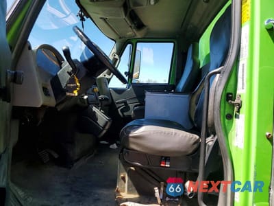 Piąte zdjęcie samochodu w środku: 2014 INTERNATIONAL 4300 BOX TRUCK VIN:3HAMMAAN1EL497149 - miniatura