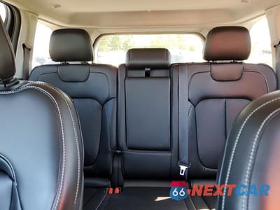 Zdjęcie 10 z 13 samochodu: 2023 JEEP GRAND CHEROKEE LIMITED VIN:1C4RJHBGXPC569072 - miniatura