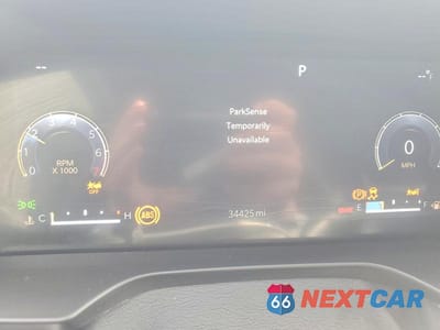 Zdjęcie 9 z 13 samochodu: 2023 JEEP GRAND CHEROKEE LIMITED VIN:1C4RJHBGXP8895599 - miniatura