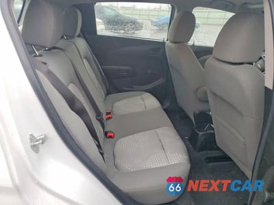 Zdjęcie 10 z 12 samochodu: 2019 CHEVROLET SONIC VIN:1G1JG6SB1K4128091 - miniatura