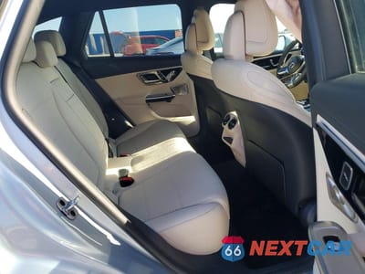 Zdjęcie 10 z 13 samochodu: 2023 MERCEDES-BENZ GLC 300 4MATIC VIN:W1NKM4HB0PF052318 - miniatura