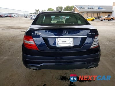 Zdjęcie 6 z 11 samochodu: 2014 MERCEDES-BENZ C 300 4MATIC VIN:WDDGF8AB0EG181763 - miniatura
