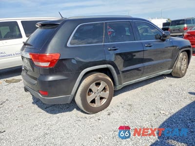 Trzecie zdjęcie samochodu z tyłu: 2011 JEEP GRAND CHEROKEE LAREDO VIN:1J4RS4GT0BC513799 - miniatura