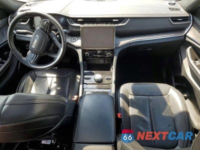Zdjęcie 8 z 13 samochodu: 2021 JEEP GRAND CHEROKEE L OVERLAND VIN:1C4RJKDG6M8171222 - miniatura