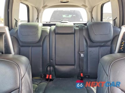 Zdjęcie 10 z 12 samochodu: 2011 MERCEDES-BENZ GL 550 4MATIC VIN:4JGBF8GE1BA712923 - miniatura