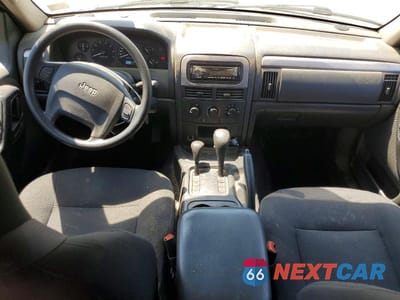 Zdjęcie 8 z 13 samochodu: 2004 JEEP GRAND CHEROKEE LAREDO VIN:1J4GW48S94C269140 - miniatura