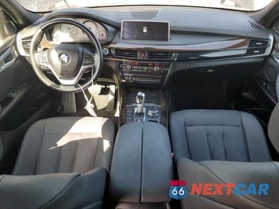 Zdjęcie 8 z 13 samochodu: 2017 BMW X5 XDRIVE35I VIN:5UXKR0C38H0V70407 - miniatura