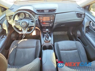 Zdjęcie 8 z 13 samochodu: 2017 NISSAN ROGUE SV VIN:KNMAT2MT2HP573352 - miniatura