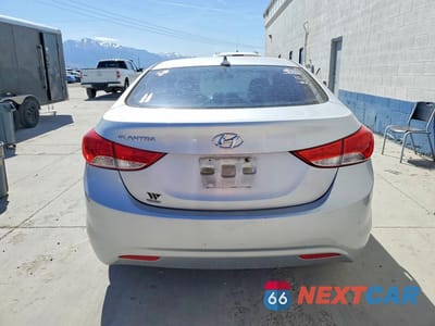 Zdjęcie 6 z 13 samochodu: 2011 HYUNDAI ELANTRA GLS VIN:5NPDH4AE9BH051689 - miniatura