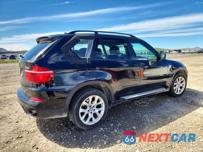 Trzecie zdjęcie samochodu z tyłu: 2012 BMW X5 XDRIVE35I VIN:5UXZV4C57CL985759 - miniatura