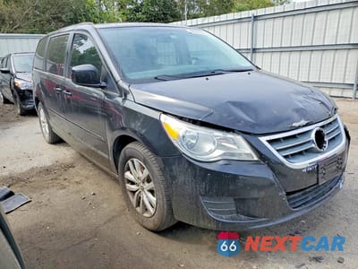 Czwarte zdjęcie samochodu z boku: 2013 VOLKSWAGEN ROUTAN SE VIN:2C4RVABG6DR724909 - miniatura