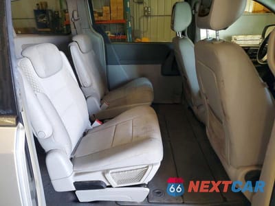 Zdjęcie 11 z 13 samochodu: 2009 CHRYSLER TOWN & COUNTRY TOURING VIN:2A8HR54159R604017 - miniatura