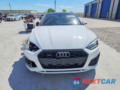Piąte zdjęcie samochodu w środku: 2021 AUDI A5 PREMIUM 45 VIN:WAUDACF52MA026261 - miniatura