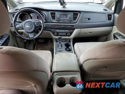 Zdjęcie 8 z 13 samochodu: 2016 KIA SEDONA LX VIN:KNDMB5C15G6087964 - miniatura