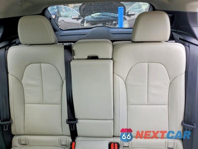Zdjęcie 10 z 13 samochodu: 2023 VOLVO XC40 PLUS VIN:YV4K92HLXP2964559 - miniatura