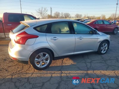 Trzecie zdjęcie samochodu z tyłu: 2014 FORD FOCUS VIN:1FADP3K23EL371971 - miniatura