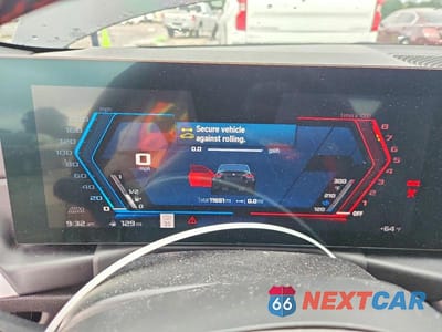 Zdjęcie 9 z 12 samochodu: 2024 BMW M2 VIN:3MF13DM04R8D96026 - miniatura