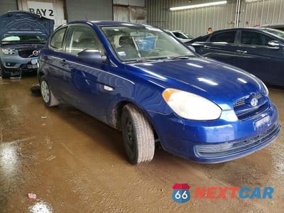 Czwarte zdjęcie samochodu z boku: 2007 HYUNDAI ACCENT GS VIN:KMHCM36C77U041745 - miniatura