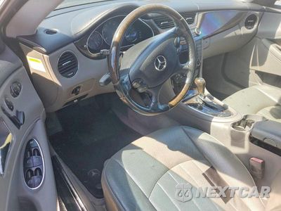 Zdjęcie 8 z 12 samochodu: 2006 MERCEDES BENZ CLS 500C VIN:WDDDJ75X16A040979 - miniatura