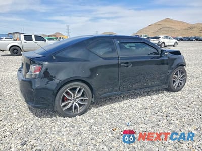 Trzecie zdjęcie samochodu z tyłu: 2014 SCION TC BASE VIN:JTKJF5C70E3073053 - miniatura