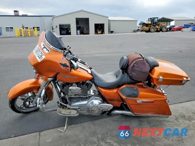 Trzecie zdjęcie samochodu z tyłu: 2014 HARLEY-DAVIDSON FLHXS STREET GLIDE SPECIAL VIN:1HD1KRM30EB671167 - miniatura