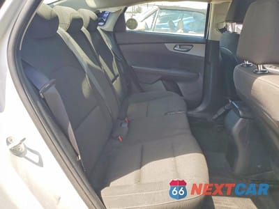 Zdjęcie 10 z 12 samochodu: 2021 KIA FORTE LXS VIN:3KPF24AD5ME311434 - miniatura