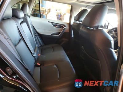 Zdjęcie 10 z 12 samochodu: 2021 TOYOTA RAV4 XLE VIN:2T3W1RFV2MC167204 - miniatura