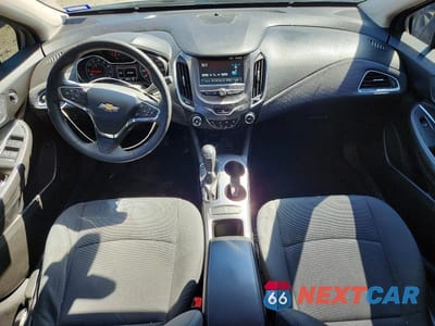 Zdjęcie 8 z 12 samochodu: 2018 CHEVROLET CRUZE LT VIN:1G1BE5SM9J7224926 - miniatura