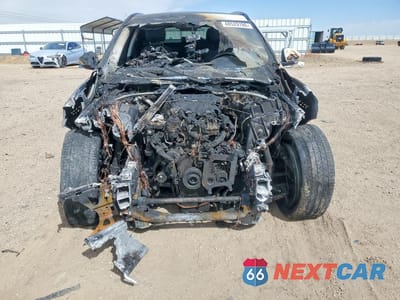 Piąte zdjęcie samochodu w środku: 2019 JAGUAR F-PACE PREMIUM VIN:SADCJ2FX7KA398819 - miniatura