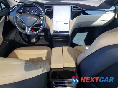 Zdjęcie 8 z 12 samochodu: 2016 TESLA MODEL S VIN:5YJSA1E22GF158342 - miniatura