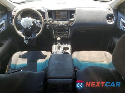 Zdjęcie 8 z 13 samochodu: 2016 NISSAN PATHFINDER SV VIN:5N1AR2MN4GC605896 - miniatura