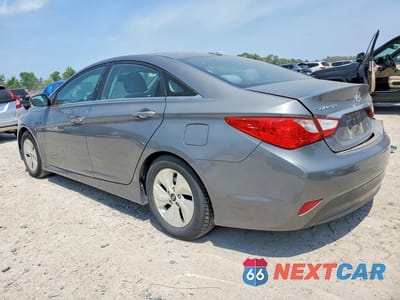 Drugie zdjęcie samochodu z przodu: 2014 HYUNDAI SONATA GLS VIN:5NPEB4AC9EH824105 - miniatura